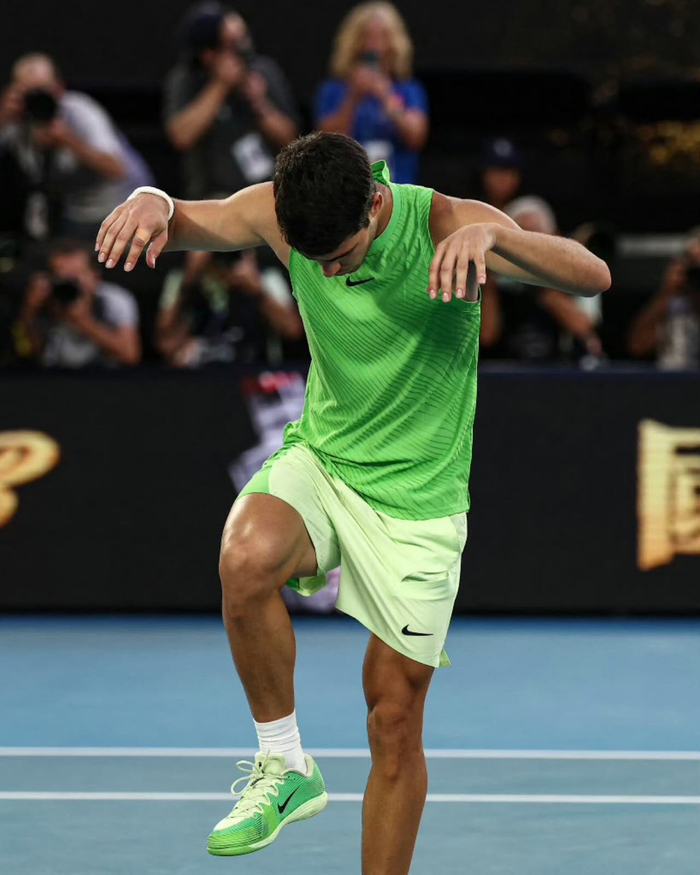 中国永利yl23455-还说阿卡浪？大机会把握他可是史上独一档！|德约|大满贯|美国网球公开赛|马德里大师赛|纳达尔_新浪体育_新浪新闻